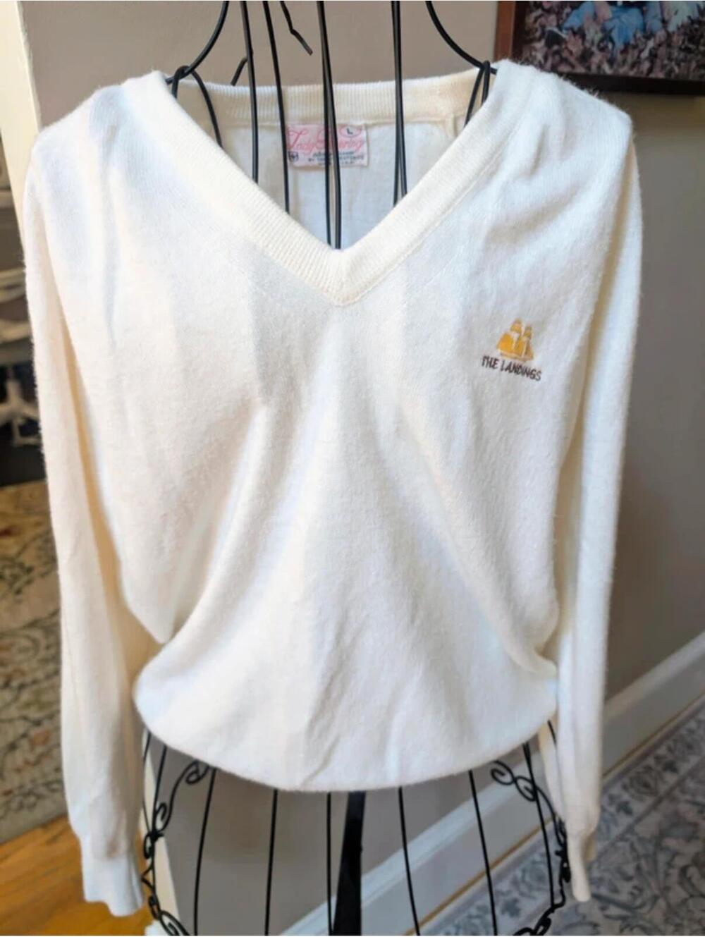Vintage Lady Pickering V-Neck Sweater The Landings Size L